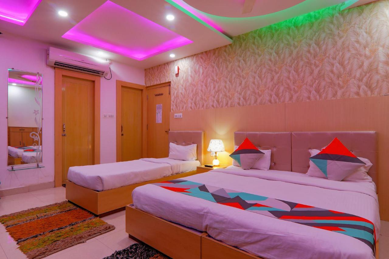 Hotel Fabexpress Moti Mahal Varanasi Exterior foto